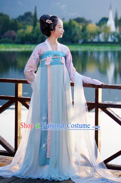 Chinese Ancient Palace Lady Hanfu Han Dynasty Imperial Concubine Queen Embroidered Historical Costumes