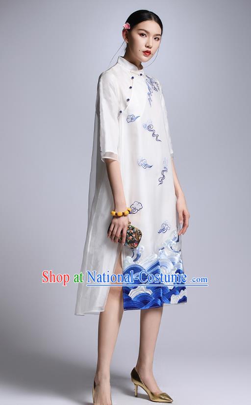 Chinese Traditional Tang Suit Embroidered White Cheongsam China National Qipao Dress for Women