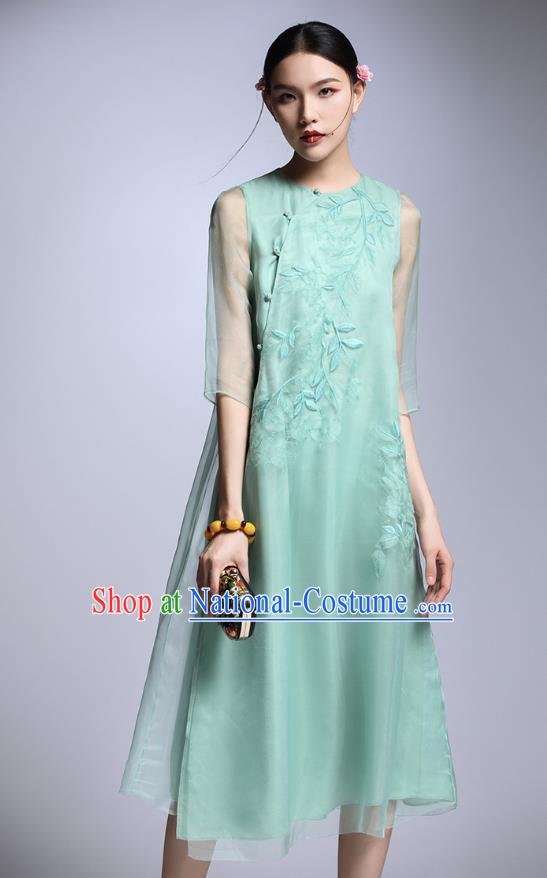 Chinese Traditional Tang Suit Embroidered Green Cheongsam China National Qipao Dress for Women