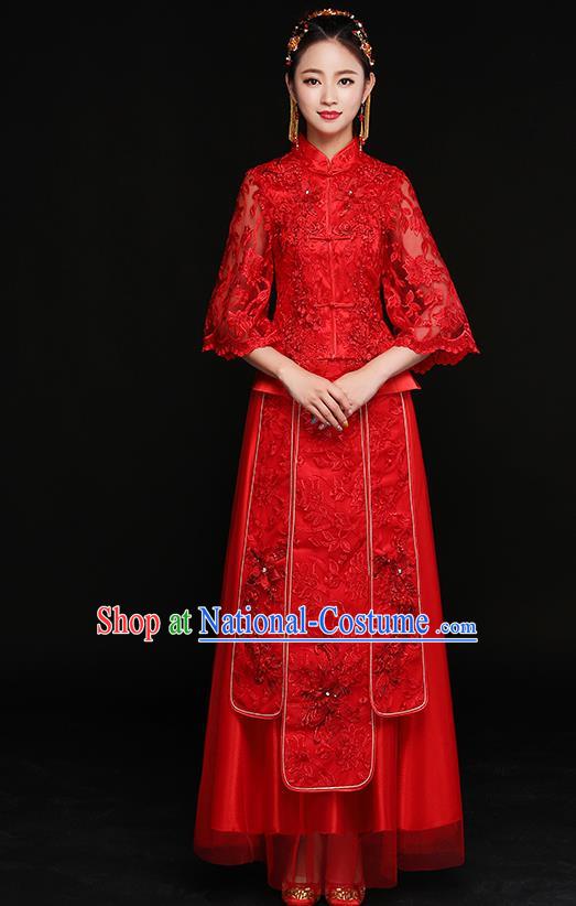 Traditional Chinese Embroidered Lace Xiuhe Suit Ancient Wedding Red Dress Toast Cheongsam for Women