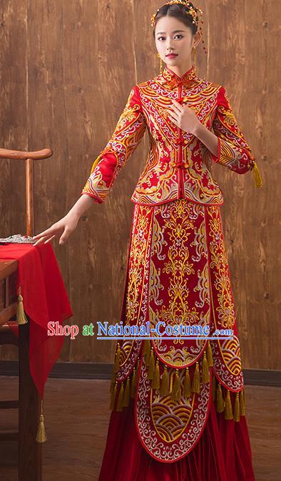 Traditional Chinese Embroidered Xiuhe Suit Ancient Wedding Dress Toast Red Cheongsam for Women