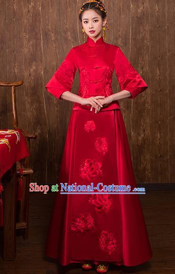 Chinese Traditional Embroidered Peony Bridal Xiuhe Suit Wedding Dress Ancient Bride Cheongsam for Women