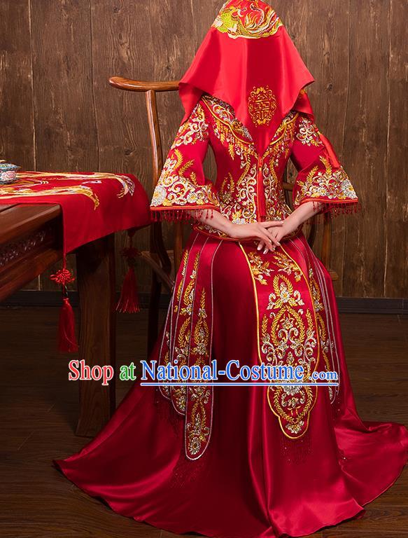 Chinese Traditional Wedding Bridal Embroidered Xiuhe Suit Ancient Bride Red Diamante Cheongsam for Women