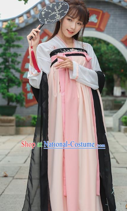 Chinese Ancient Tang Dynasty Princess Embroidered Hanfu Clothing for Women