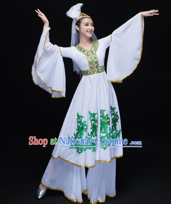 Chinese Traditional Uigurian Folk Dance White Clothing Uyghur Nationality Classical Dance Costume for Women