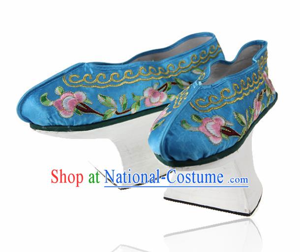 Asian Chinese Ancient Qing Dynasty Palace Saucers Shoes Traditional Blue Embroidered Shoes for Women