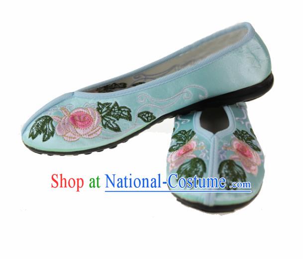 Asian Chinese Ancient Green Blood Stained Shoes Traditional Embroidered Shoes for Women