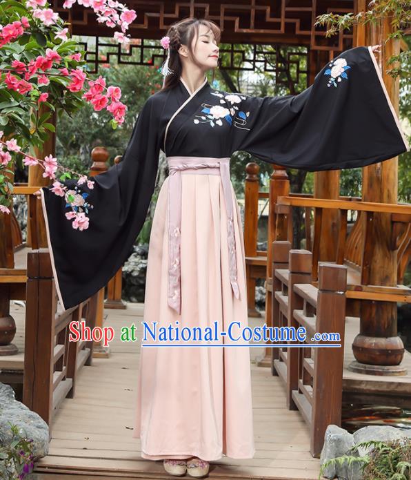 Chinese Traditional Han Dynasty Young Lady Costume Ancient Hanfu Dress for Rich Women