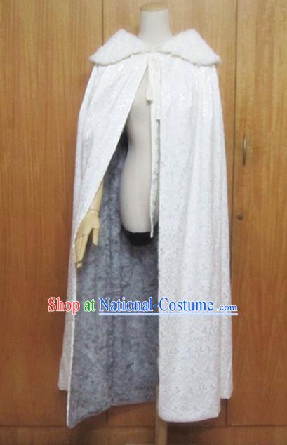 Traditional Chinese Ming Dynasty White Cloak Ancient Princess Costume for Women