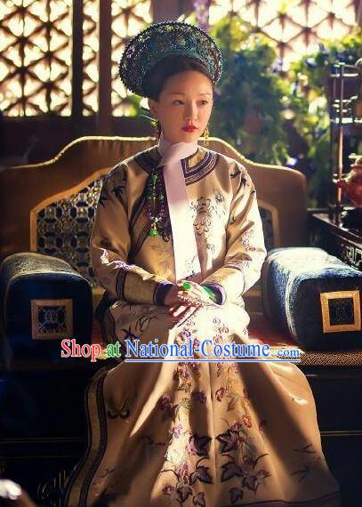 Ruyi Royal Love in the Palace Ancient Chinese Qing Dynasty Empress Embroidered Costumes and Headpiece Complete Set