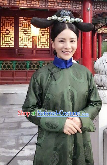 Ancient Chinese Qing Dynasty Imperial Consort Ruyi Royal Love in the Palace Costumes and Headpiece for Women