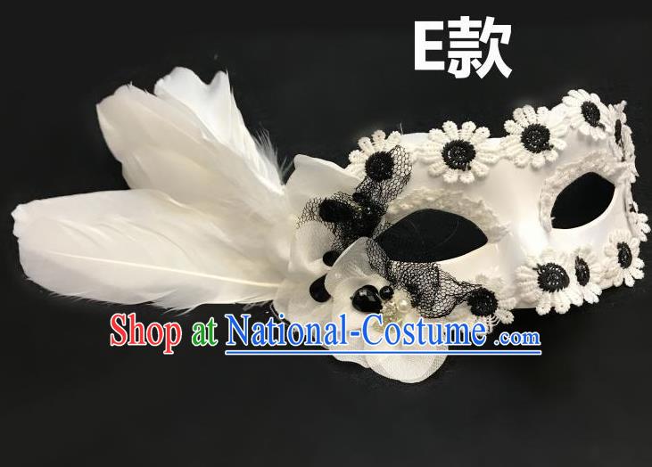 Top Halloween Cosplay Fancy Dress Ball White Feather Masks Brazilian Carnival Catwalks Face Mask for Women