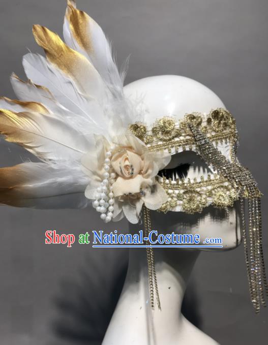 Top Halloween Cosplay Masks Brazilian Carnival Fancy Dress Ball White Feather Face Mask for Women