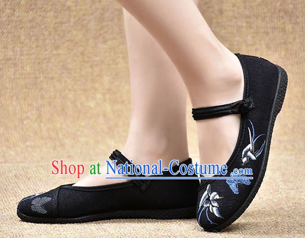 Chinese Shoes Wedding Shoes Traditional Embroidered Birds Butterfly Shoes Bride Black Shoes for Women