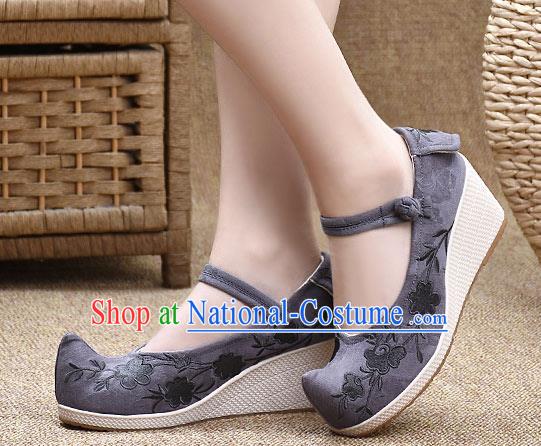 Chinese Shoes Wedding Shoes Traditional Embroidered Shoes Grey High Heeled Shoes for Women