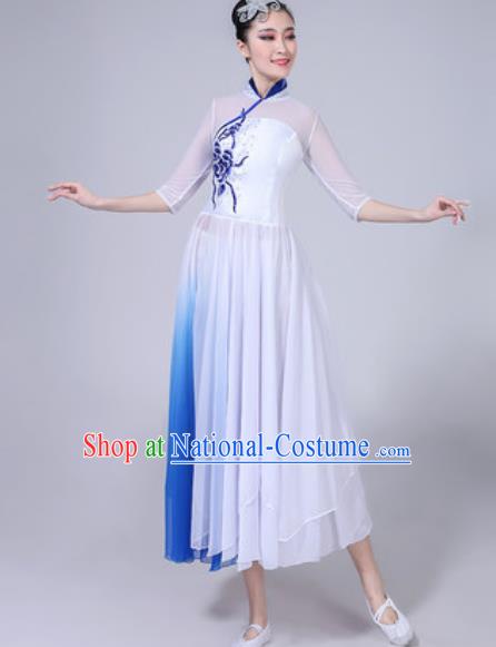 Chinese Classical Dance Chorus White Dress Traditional Umbrella Dance Fan Dance Costumes for Women