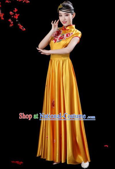 Chinese Classical Dance Chorus Yellow Silk Embroidered Dress Traditional Umbrella Dance Fan Dance Costumes for Women