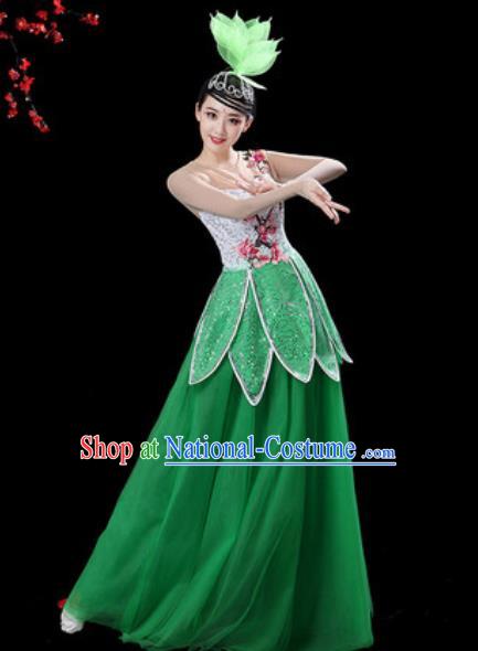 Chinese Classical Dance Green Veil Dress Traditional Chorus Group Dance Umbrella Dance Costumes for Women