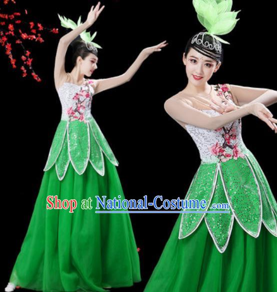 Chinese Classical Dance Green Veil Dress Traditional Chorus Group Dance Umbrella Dance Costumes for Women