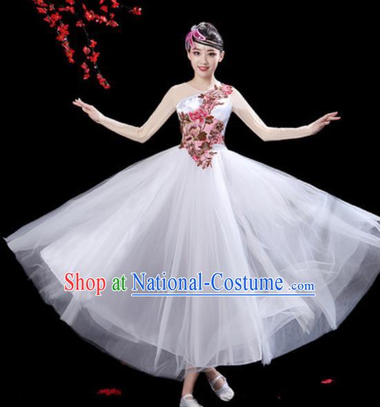 Top Grade Chorus Stage Show Group Dance Costumes Modern Dance White Veil Dress for Women