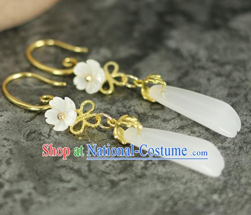 Chinese Handmade Shell White Earrings Traditional Classical Hanfu Ear Jewelry Accessories for Women