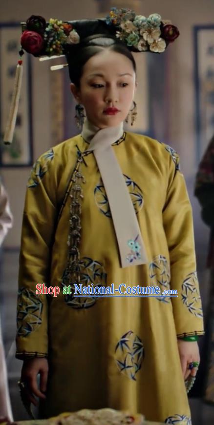 Drama Ruyi Royal Love in the Palace Chinese Ancient Qing Dynasty Empress Embroidered Costumes and Headpiece for Women