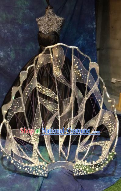 Brazilian Carnival Parade Halloween Clothing Catwalks Stage Show Black Dress and Shell Wings for Women