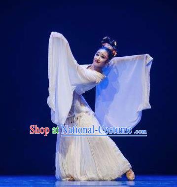 Chinese Traditional Classical Dance Group Dance Costumes Stage Performance White Dress for Women