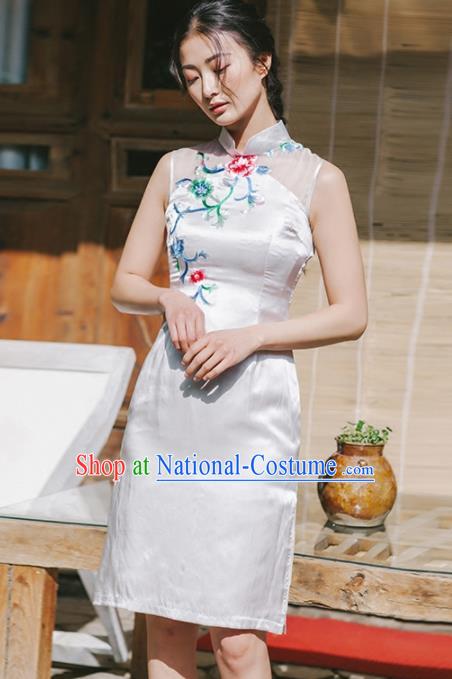 Chinese Traditional Costumes National Qipao Dress Classical White Silk Cheongsam for Women