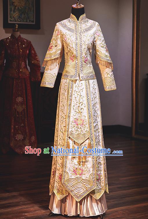 Chinese Traditional Wedding Costumes Embroidered Lotus White Xiuhe Suits Ancient Bride Toast Full Dress for Women