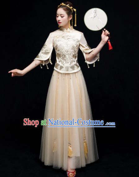 Chinese Traditional Embroidered White Wedding Dress Cheongsam Ancient Bride Handmade Xiuhe Suits Costumes for Women