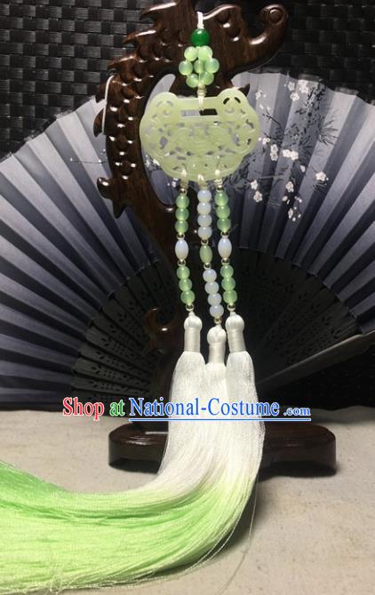 Traditional Chinese Hanfu Jade Carving Bat Waist Accessories Palace Green Tassel Pendant Ancient Swordsman Brooch