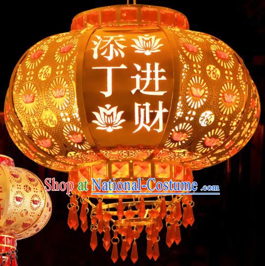 Handmade Traditional Chinese New Year Golden Lantern Hanging Lantern Asian Palace Ceiling Lanterns Ancient Lantern