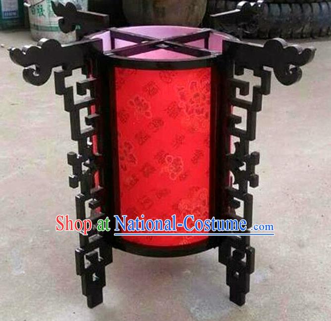 Chinese Traditional New Year Printing Flowers Wood Red Palace Lantern Asian Handmade Lantern Ancient Lamp