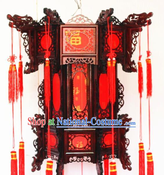 Chinese Traditional Carving Rosewood Palace Lantern Asian New Year Handmade Lantern Ancient Lamp