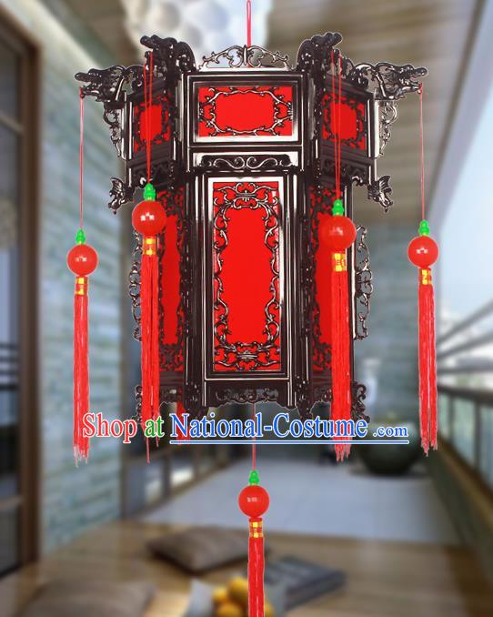 Chinese Traditional Handmade Tassel Plastic Red Palace Lantern Asian New Year Lantern Ancient Ceiling Lamp