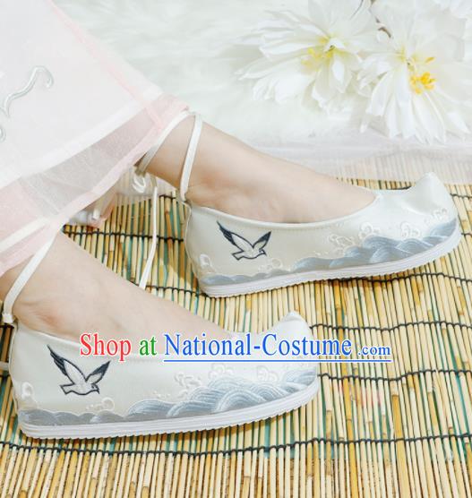 Chinese National Beige Embroidered Shoes Ancient Traditional Princess Shoes Hanfu Shoes for Women