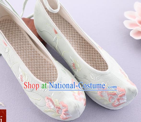 Traditional Chinese National Embroidered Green Shoes Ancient Princess Cloth Shoes Handmade Hanfu Shoes for Women