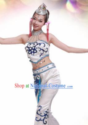 Traditional Chinese Yi Nationality Dance White Costume Ethnic Stage Show Dress for Women