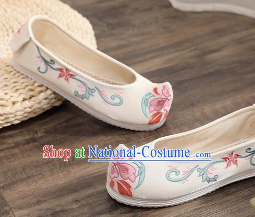 Traditional Chinese Embroidered White Shoes Handmade Cloth Shoes National Cloth Shoes for Women