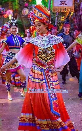 Chinese The Romantic Show of Guilin Zhuang Nationality Bride Red Dress Stage Performance Dance Costume for Women