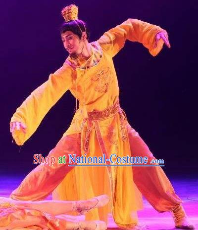 Chinese Back to Song Dynasty Emperor Imperial Robe Stage Performance Costume for Men