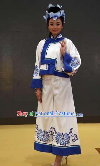 Chinese Kangxi Ceremony Qing Dynasty Mongol Nationality Dance White Dress Stage Performance Costume for Women