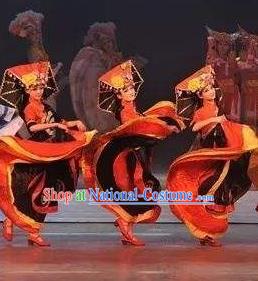 Chinese Impression of Lijiang Naxi Nationality Ethnic Dance Dress Stage Performance Costume and Headpiece for Women