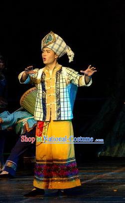 Chinese Thorn Quinoa Flowers Tujia Nationality Yellow Clothing Stage Performance Dance Costume for Men