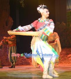 Chinese The Moon Rising On The Helan Mountain Hui Nationality Dance Dress Stage Performance Costume and Headpiece for Women