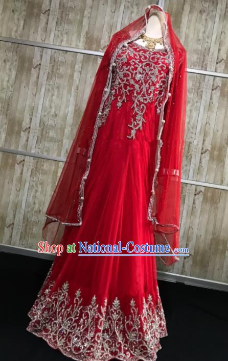 South Asia  Indian Bride Red Veil Dress Traditional   India Hui Nationality Wedding Luxury Costumes for Women