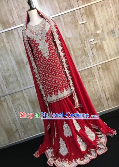 Asian  Indian Court Queen Wedding Embroidered Dark Red Dress Traditional   India Hui Nationality Bride Costumes for Women