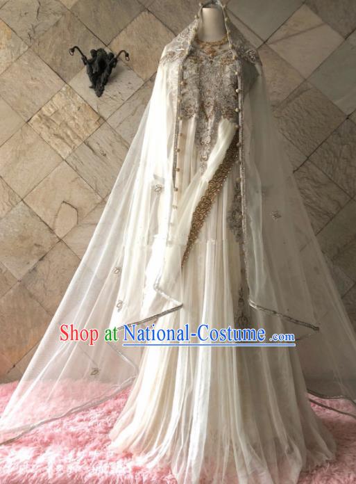 Asian  Indian Court Bride Embroidered White Wedding Dress Traditional   India Hui Nationality Costumes for Women