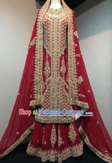 Asian  Indian Court Queen Wedding Embroidered Red Dress Traditional   India Hui Nationality Bride Costumes for Women